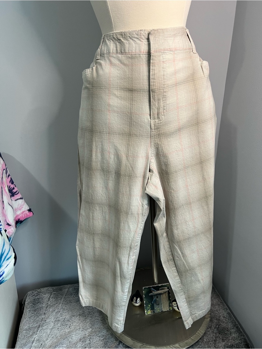 Cherokee Size 18W Multicolor Plaid Stretch Cotton Blend Capri Pants w/ Pockets